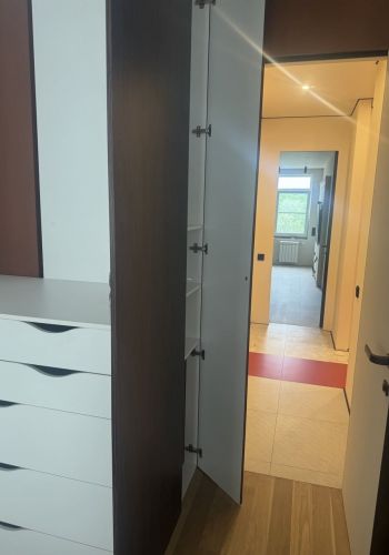 Photo 2025 11 10 22 45 56